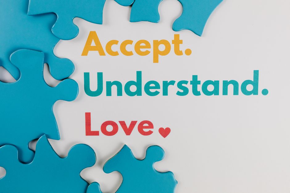 An illustration representing the word acknowledge