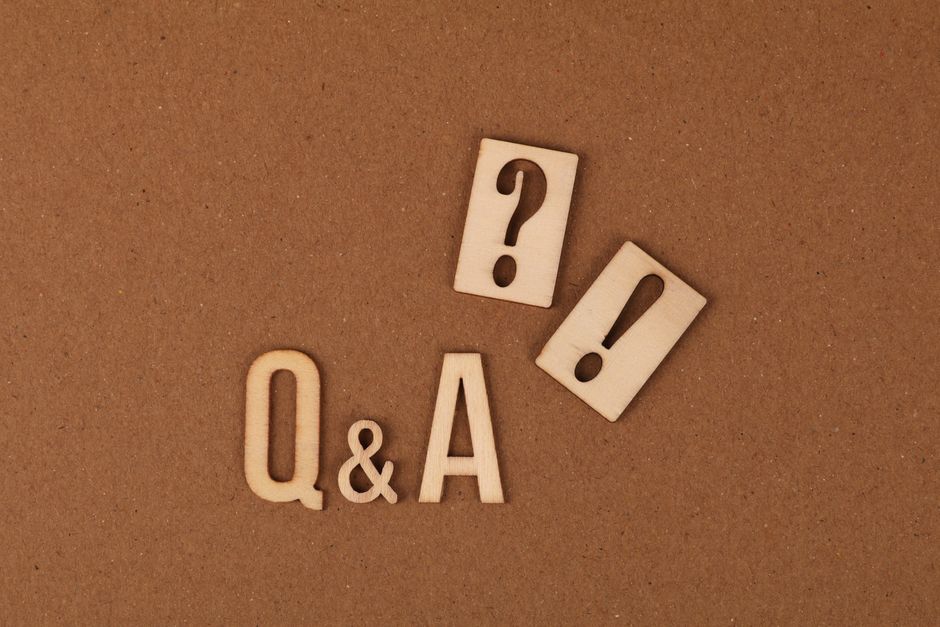 An illustration representing the word answer