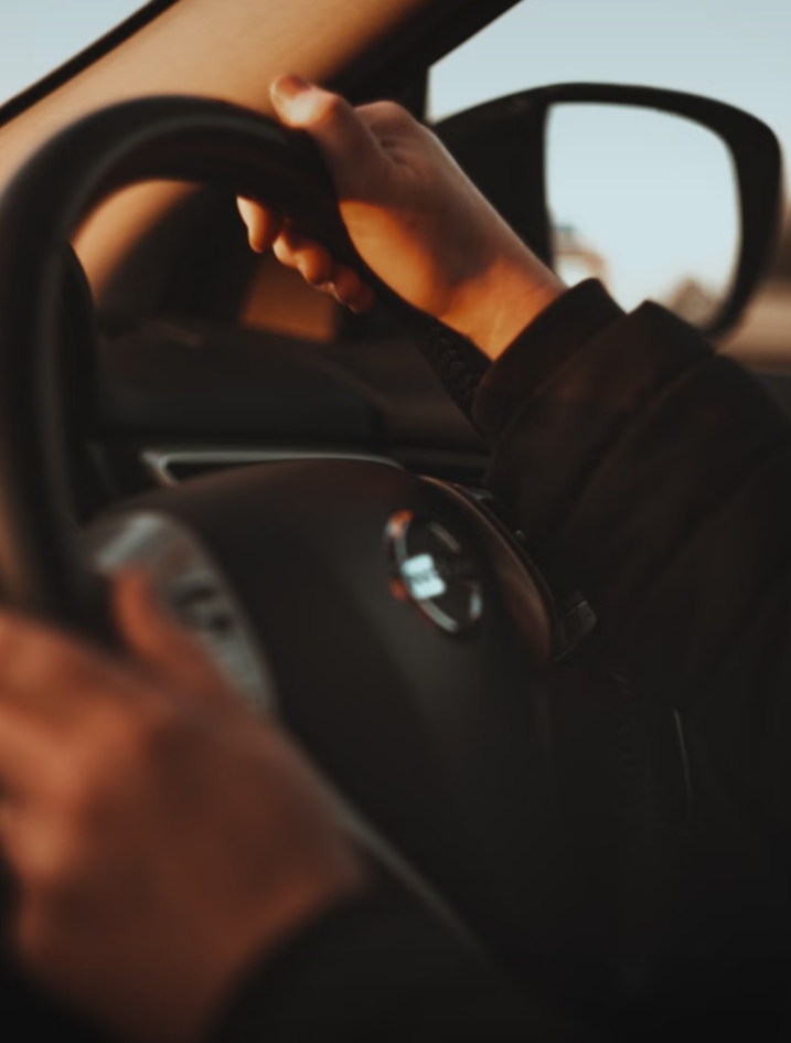 An illustration representing the word drive